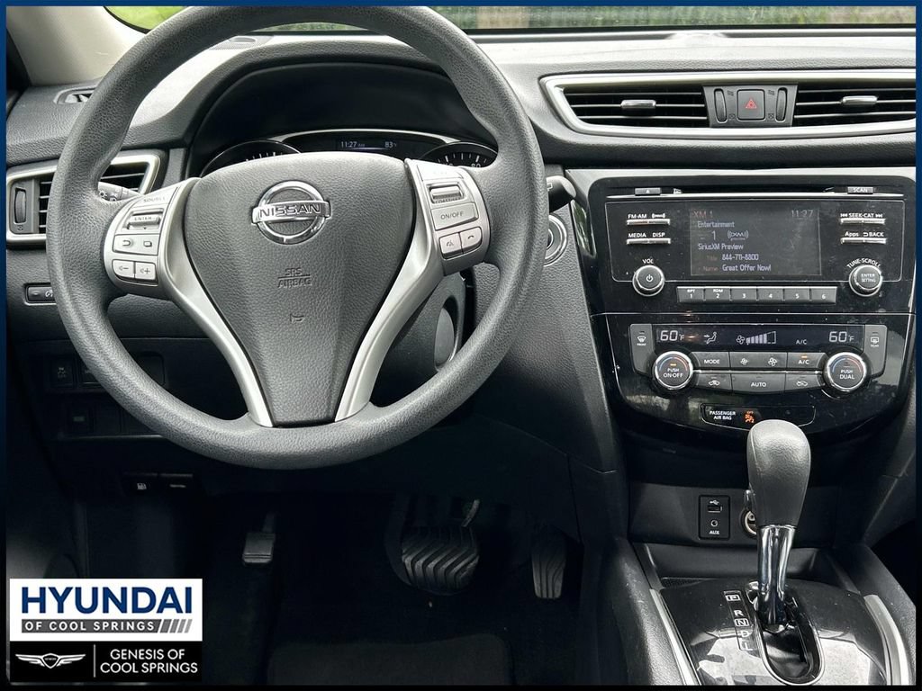 Used 2015 Nissan Rogue SV FWD image 22