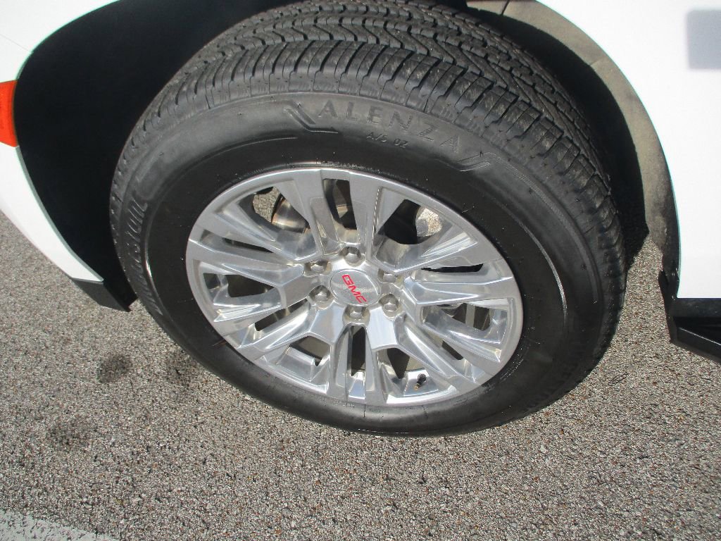 Used 2021 GMC Yukon XL Denali image 27