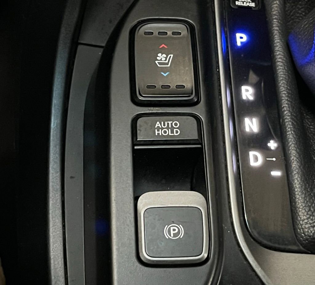 Used 2017 Hyundai Santa Fe SE w/ SE Ultimate Tech Package 03 image 14