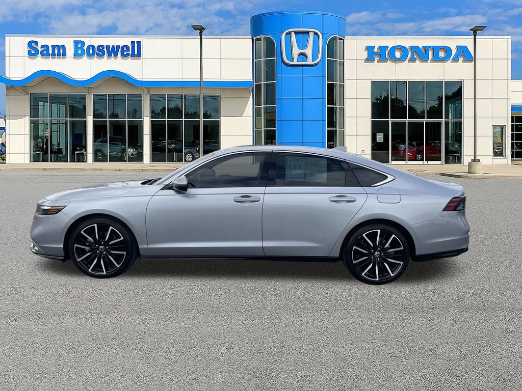 Used 2024 Honda Accord Touring image 7