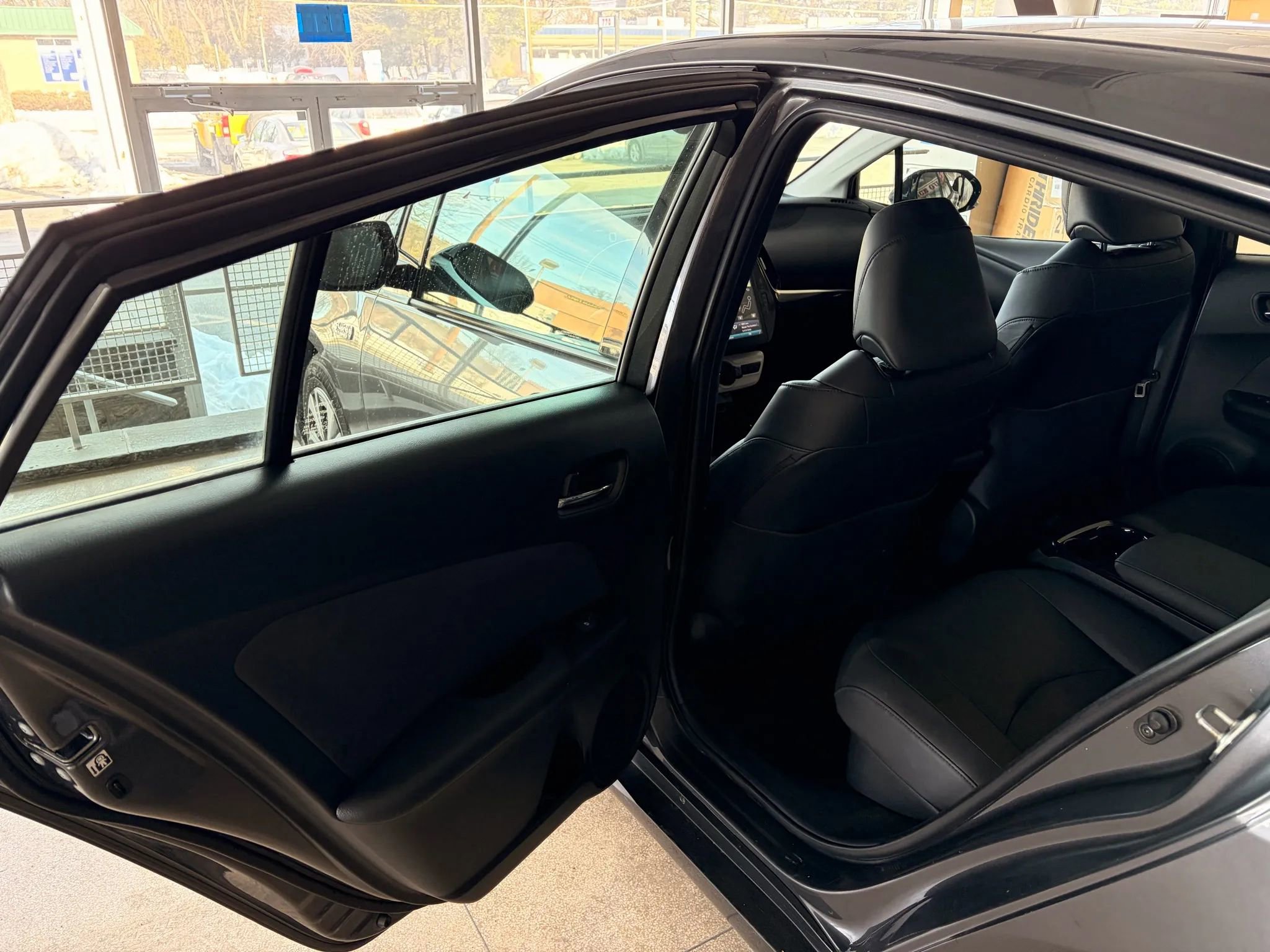 Used 2017 Toyota Prius Prime Premium FWD image 58