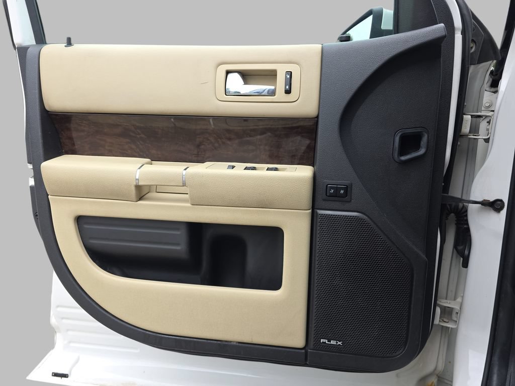 Used 2014 Ford Flex Limited AWD/4WD image 30