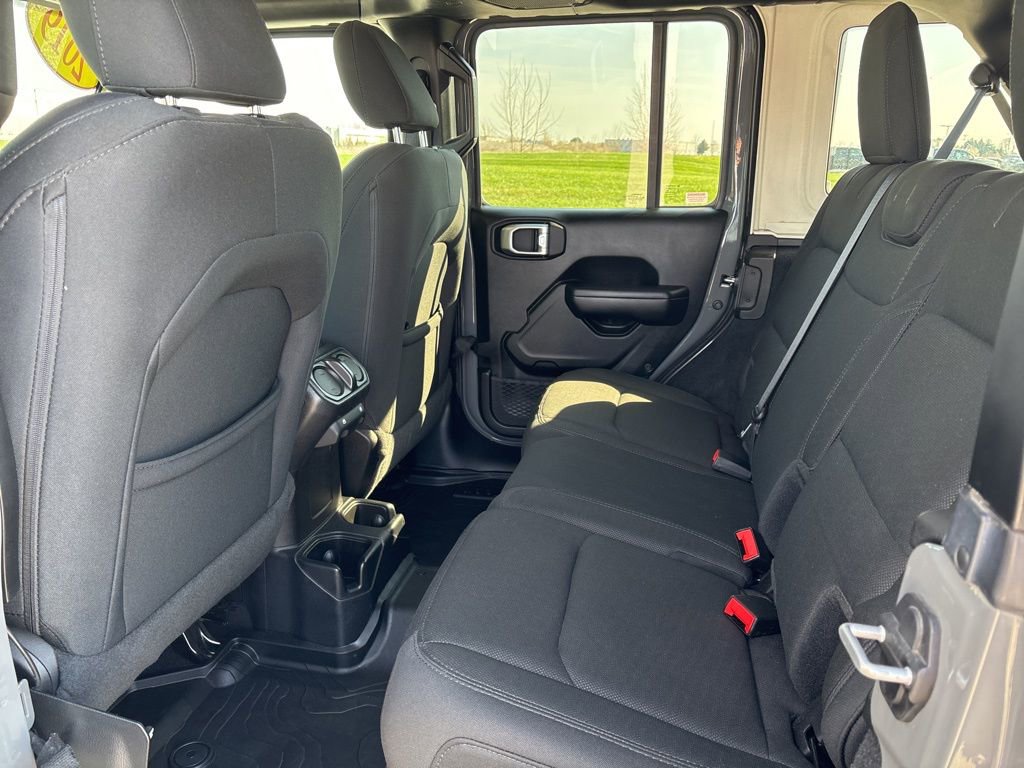 Used 2019 Jeep Wrangler Unlimited Sport S image 9