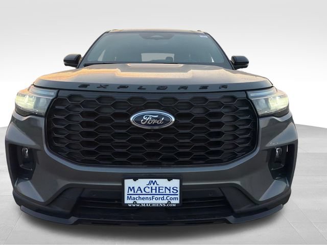New 2026 Ford Explorer ST-Line w/ ST-Line Street Pack AWD/4WD image 12