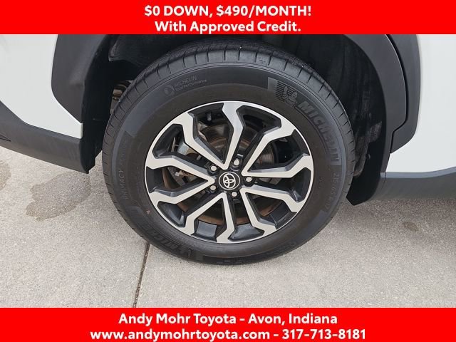 Used 2023 Toyota Corolla Cross SE AWD/4WD image 35