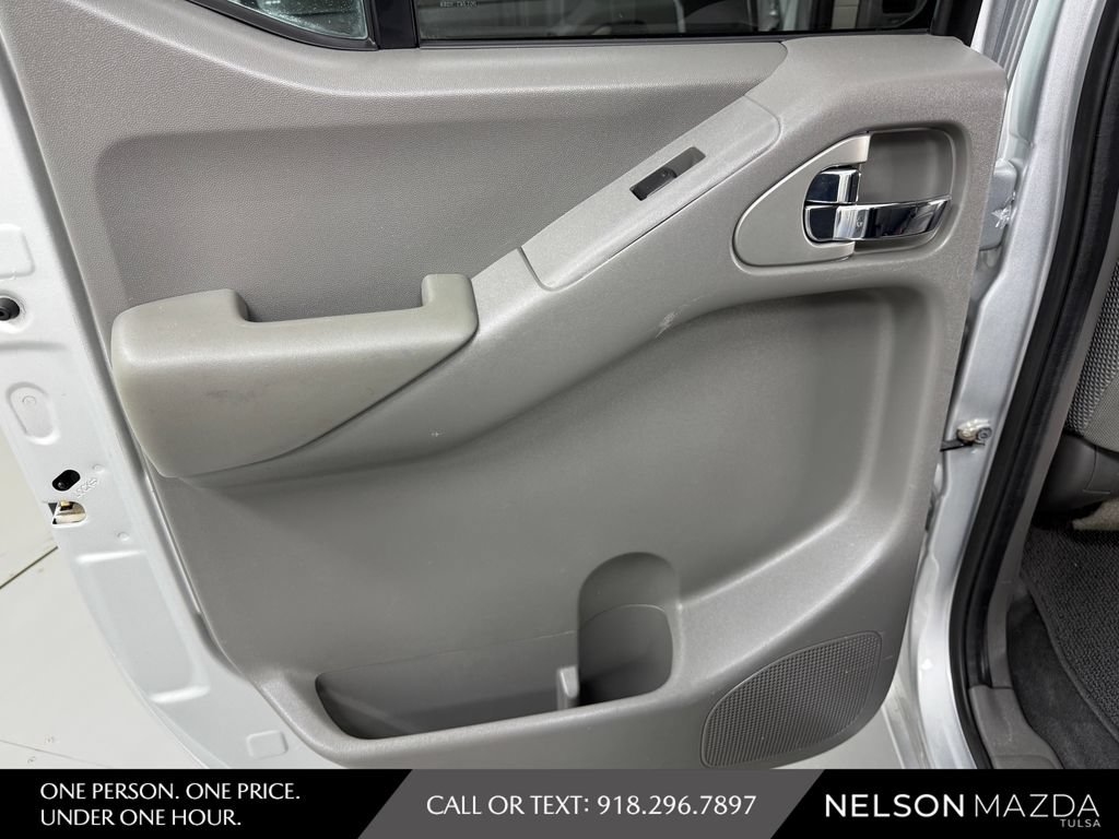 Used 2019 Nissan Frontier SV RWD image 34