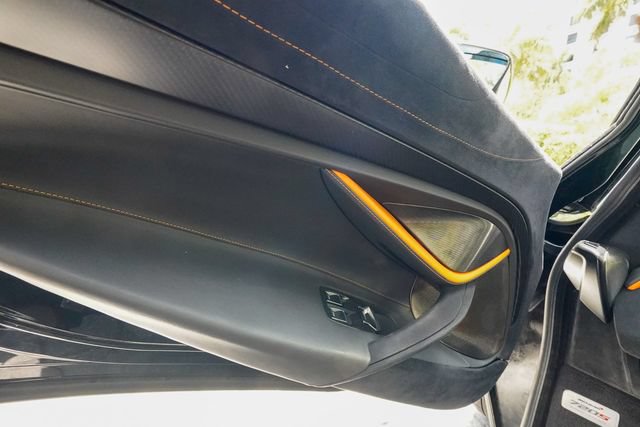 Used 2018 McLaren 720S Performance RWD image 60