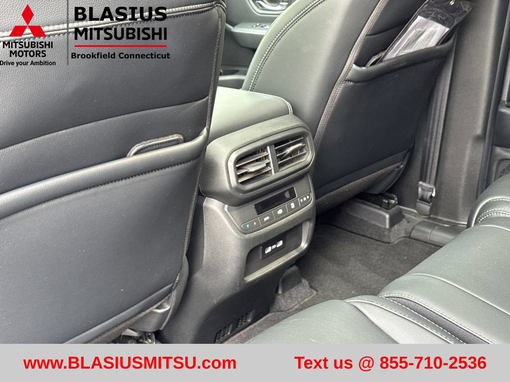 Used 2023 Honda Pilot Touring image 26