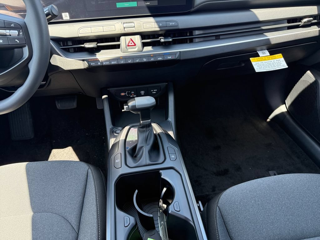 New 2026 Kia K4 FWD image 11