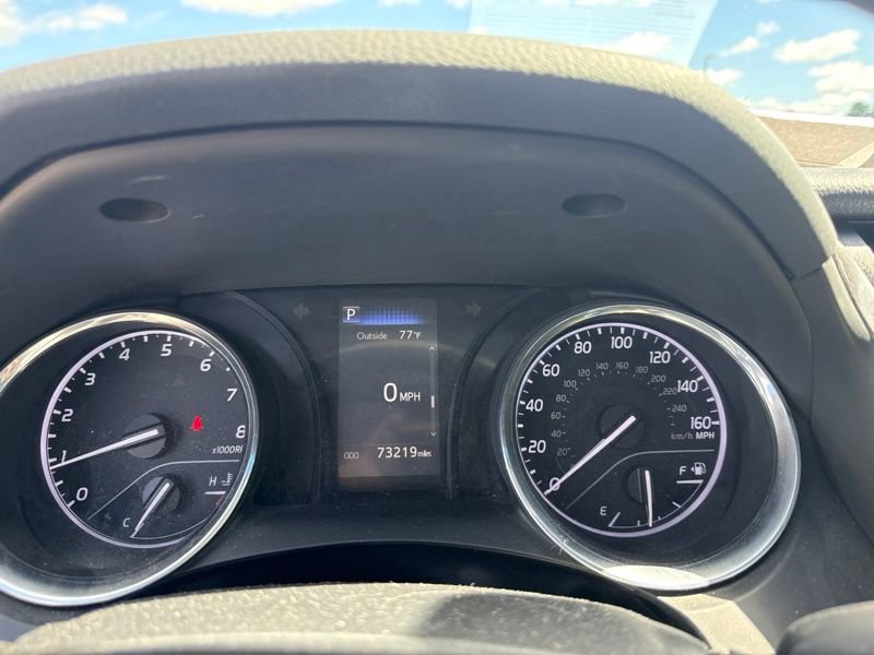 Used 2018 Toyota Camry SE w/ Moonroof Package FWD image 15