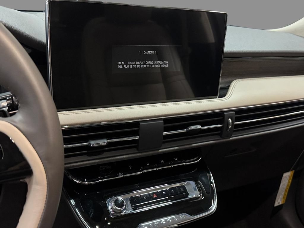 New 2024 Lincoln Corsair Grand Touring AWD/4WD image 13