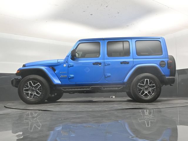 Used 2024 Jeep Wrangler Unlimited Sahara w/ Technology Group AWD/4WD image 52
