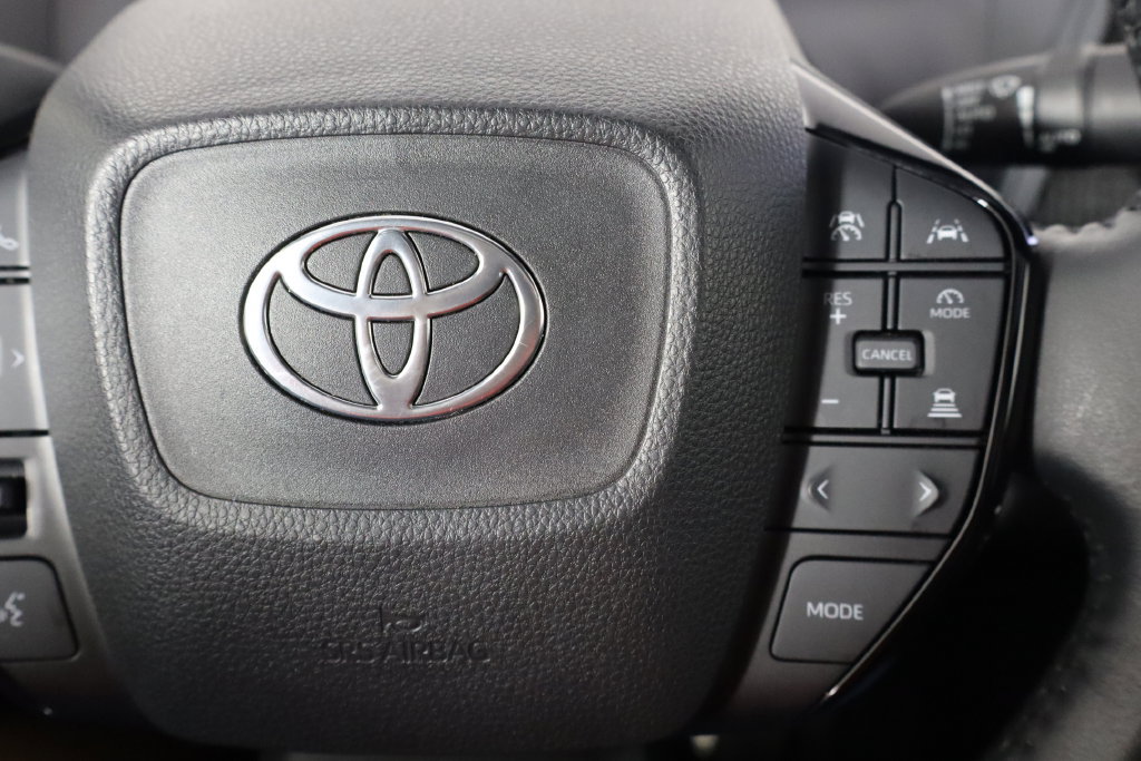 Used 2023 Toyota bZ4X FWD w/ Weather Package image 10
