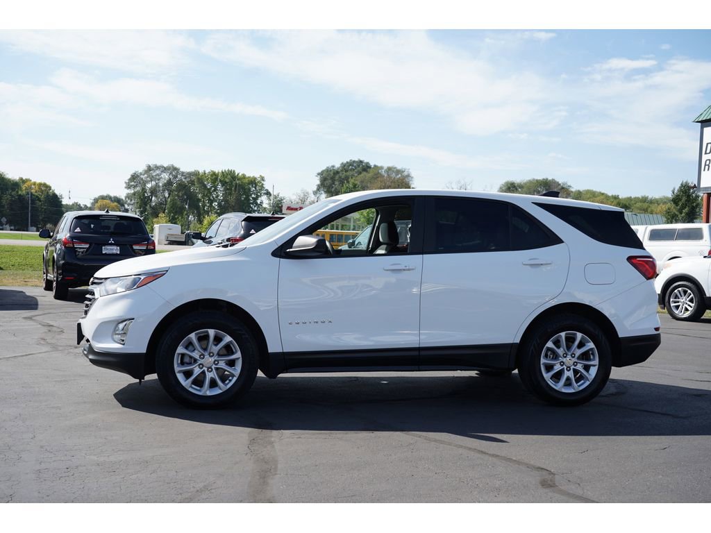 Used 2021 Chevrolet Equinox LS w/ LS Convenience Package image 6