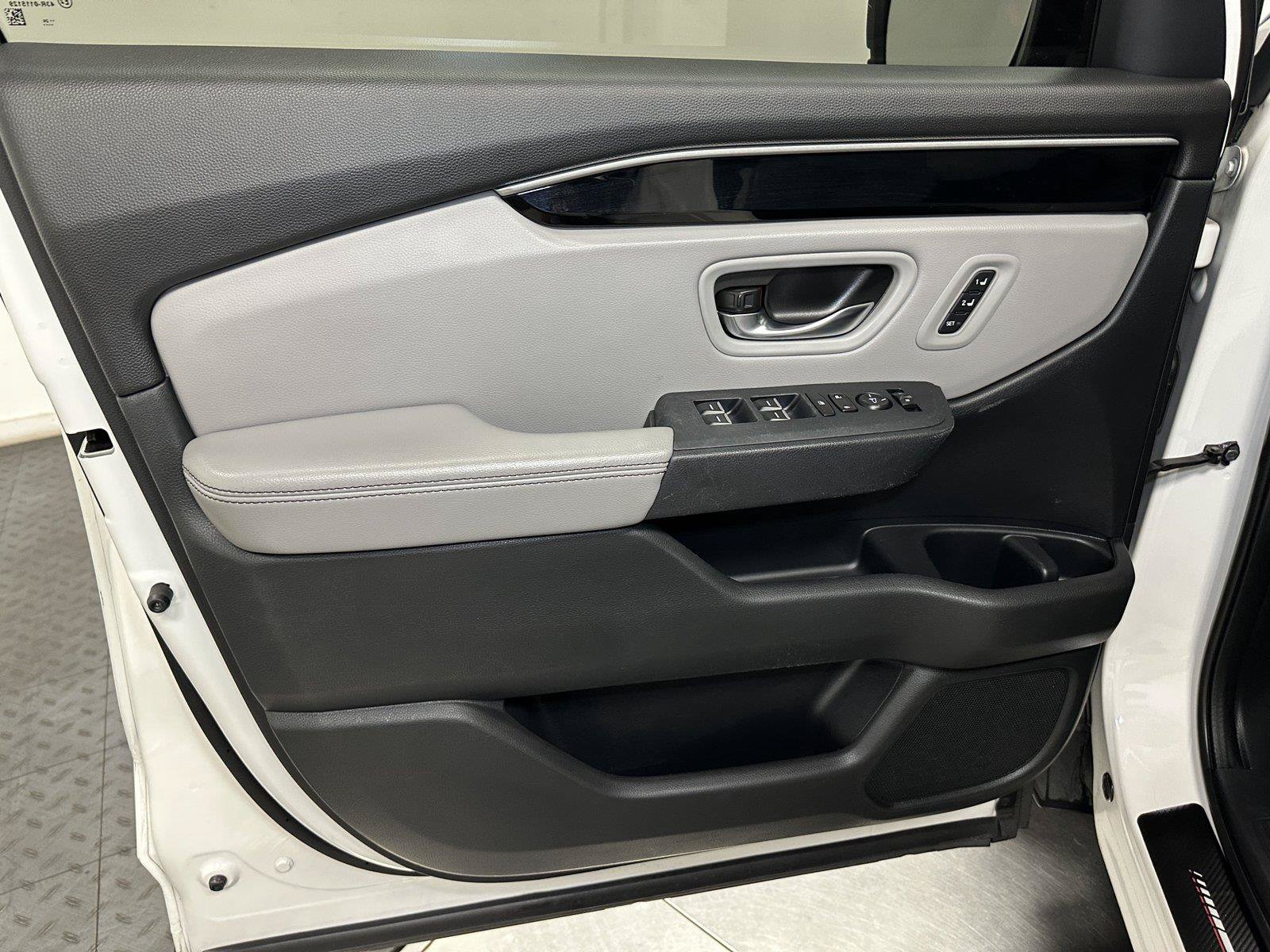 Certified 2025 Honda Pilot EX-L image 20