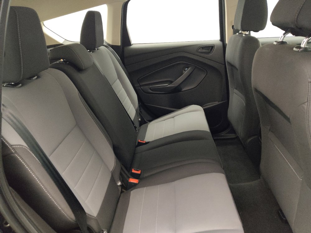 Used 2017 Ford Escape S image 19