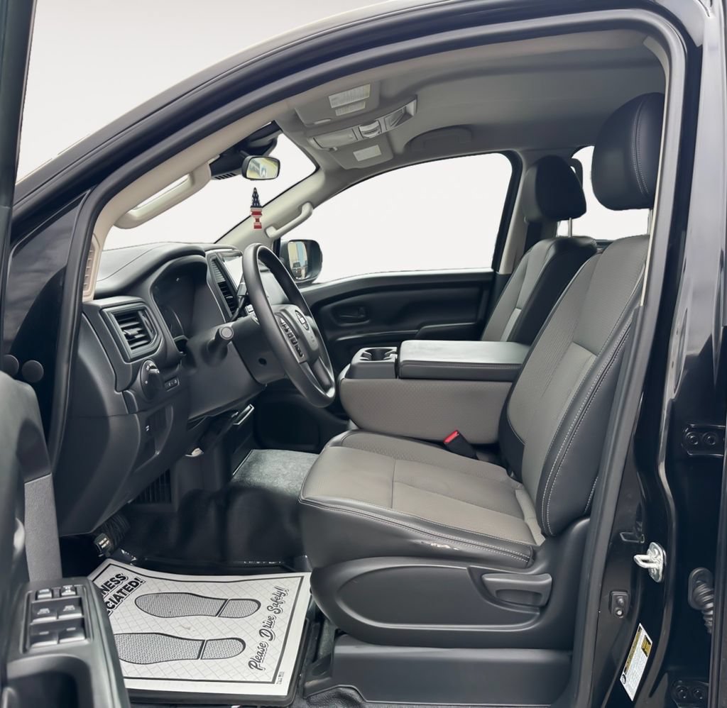 Used 2021 Nissan Titan S w/ S Utility Package AWD/4WD image 12
