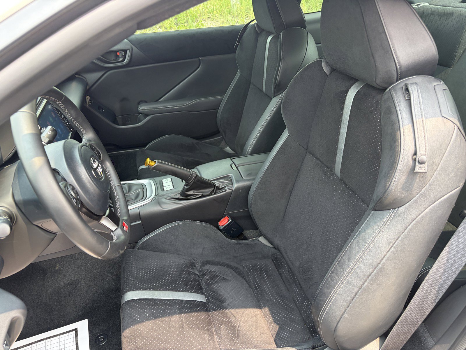 Used 2023 Toyota GR86 Premium w/ ALL Weather Mat Package (TMS) RWD image 11