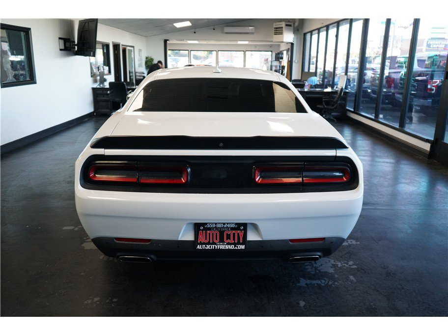 Used 2018 Dodge Challenger SXT Plus RWD image 6