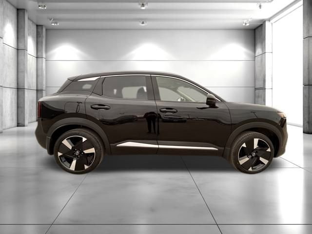 New 2025 Nissan Kicks SR w/ SR Premium Package image 8