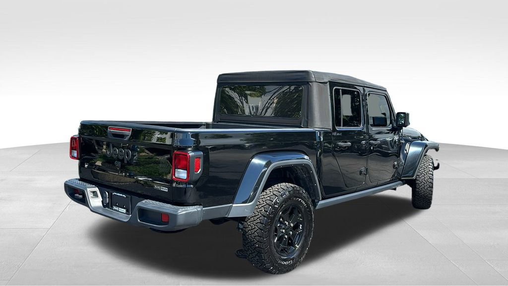 Used 2023 Jeep Gladiator Sport image 7