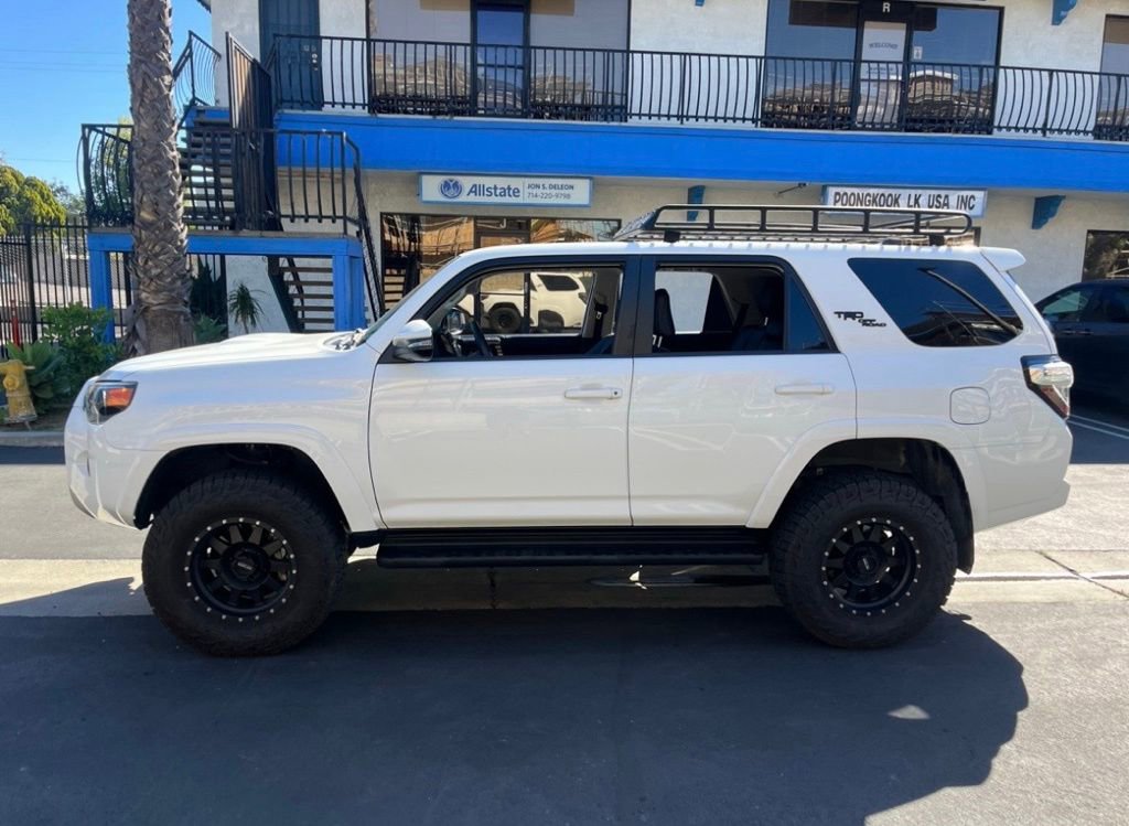Used 2022 Toyota 4Runner TRD Off-Road Premium image 5