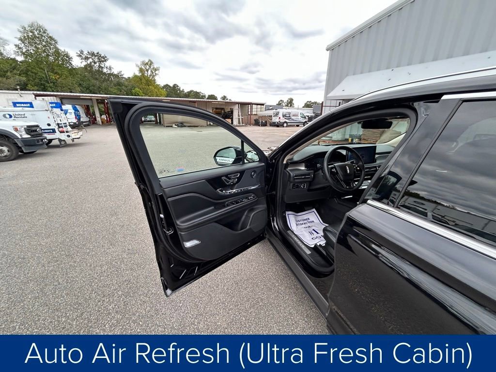 Used 2023 Lincoln Corsair Grand Touring w/ Equipment Group 302A image 29