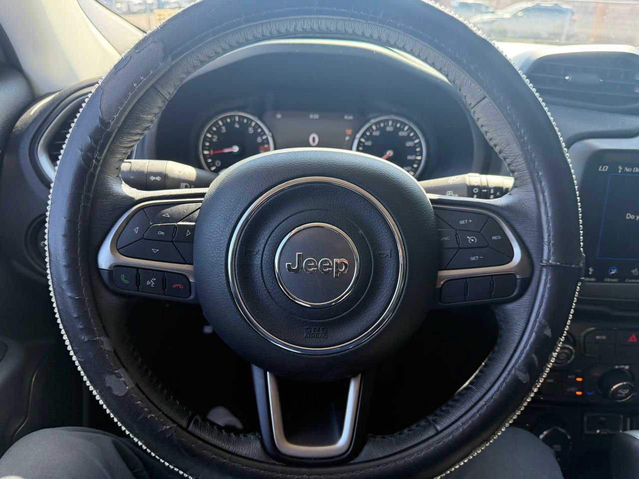 Used 2022 Jeep Renegade Latitude w/ Convenience Group image 17