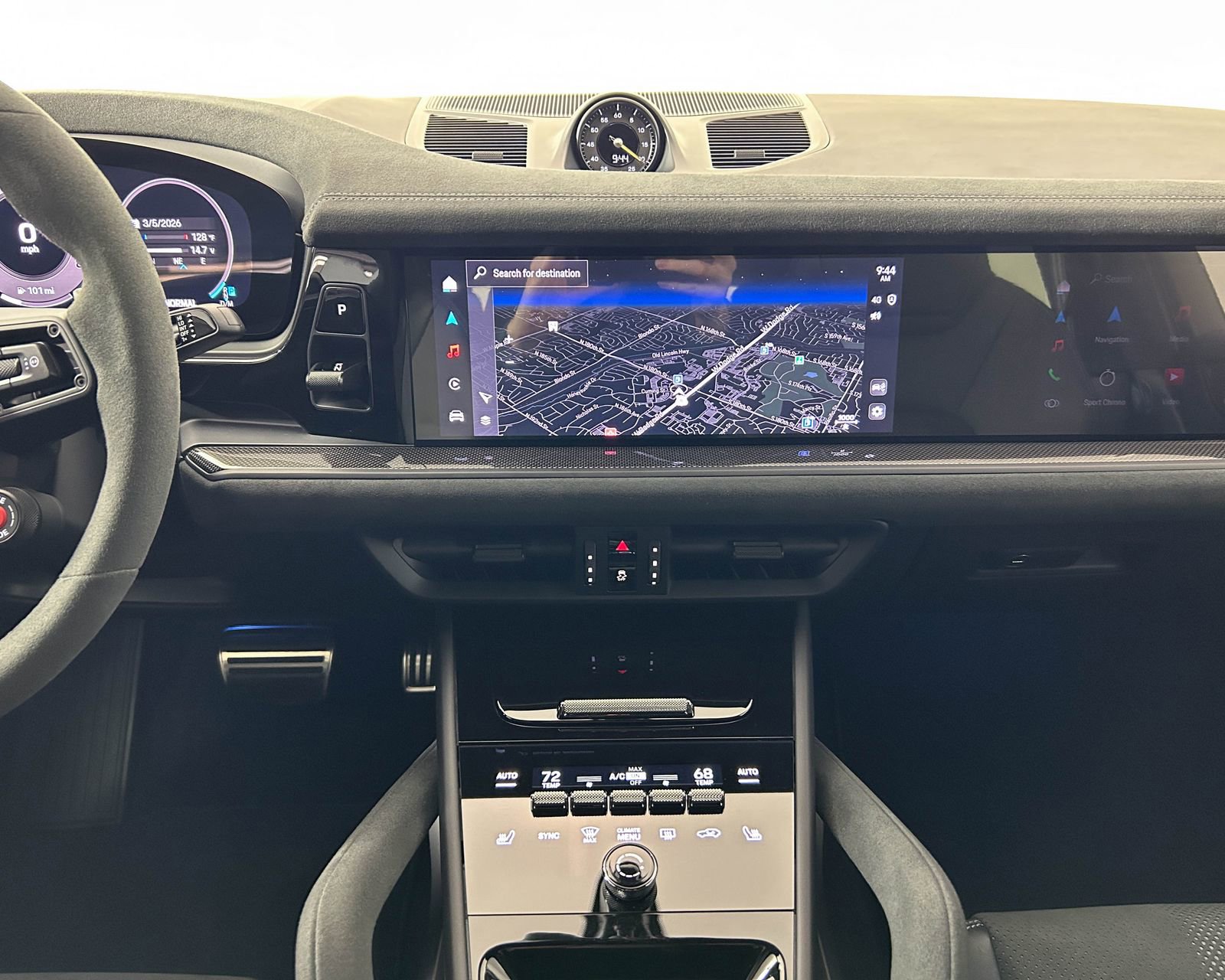 Used 2024 Porsche Cayenne Turbo GT image 19