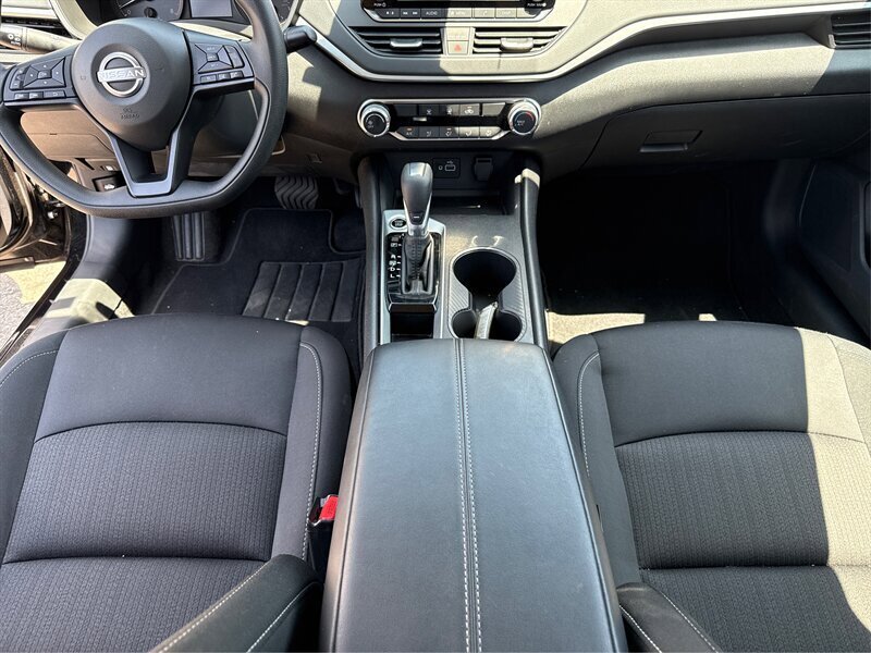Used 2024 Nissan Altima 2.5 S image 97