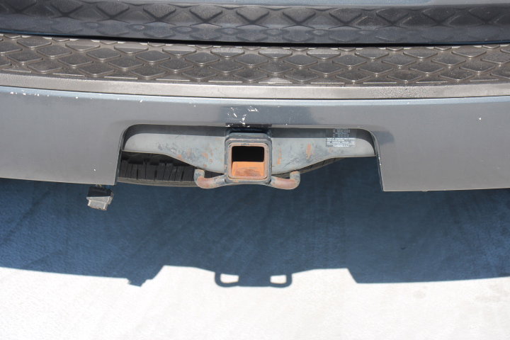 Used 2010 Nissan Pathfinder SE AWD/4WD image 5