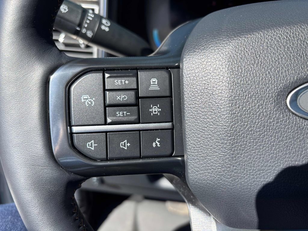 Used 2024 Ford F350 Platinum image 17