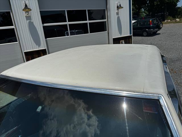 Used 1988 Cadillac Brougham Base image 15