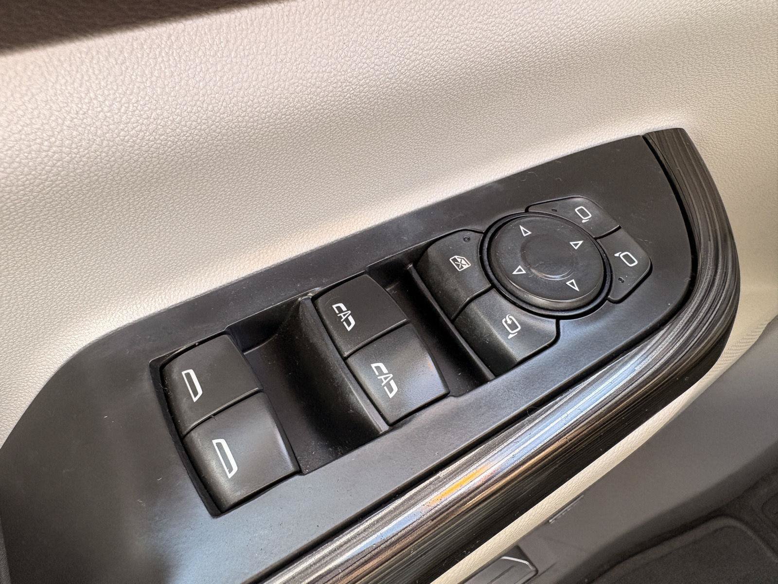 Used 2021 GMC Acadia SLT w/ Premium Package FWD image 40
