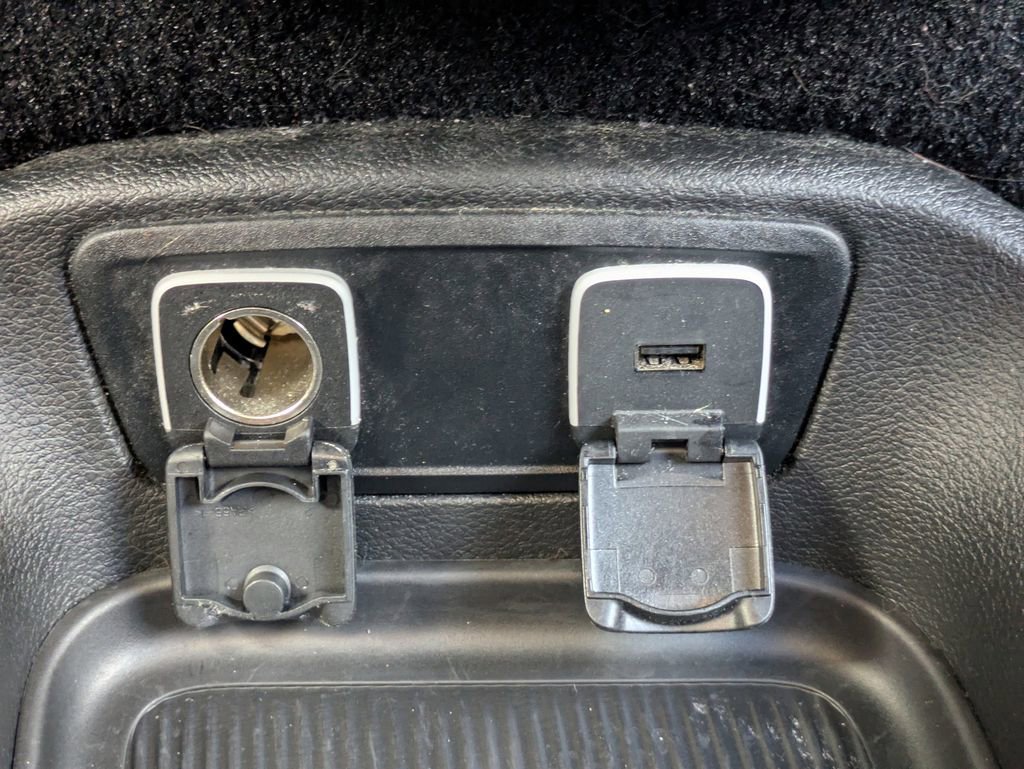 Used 2019 Chrysler Pacifica Limited w/ S Appearance Package image 22