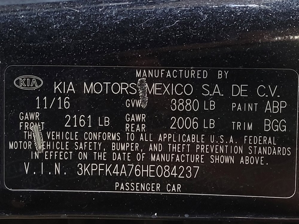 Used 2017 Kia Forte LX image 33