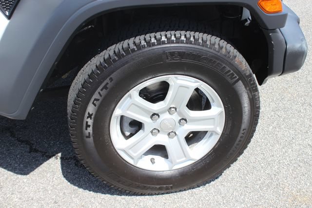 Used 2019 Jeep Wrangler Unlimited Sport S AWD/4WD image 32