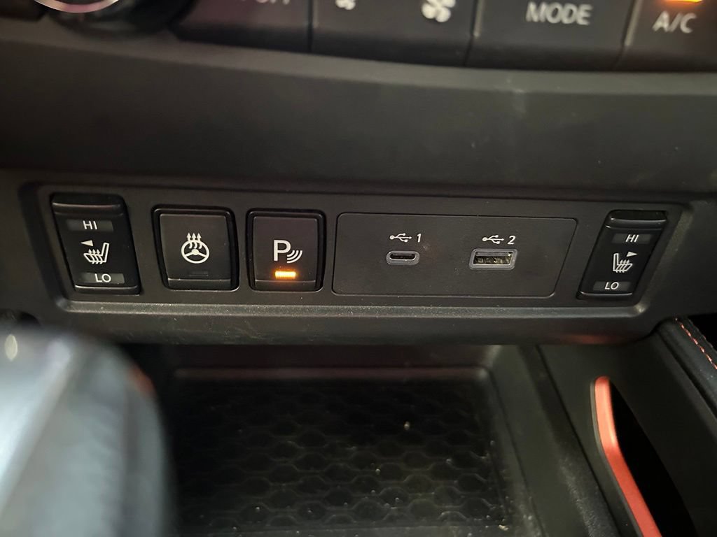 Used 2024 Nissan Frontier PRO-4X w/ Pro Premium Package AWD/4WD image 31