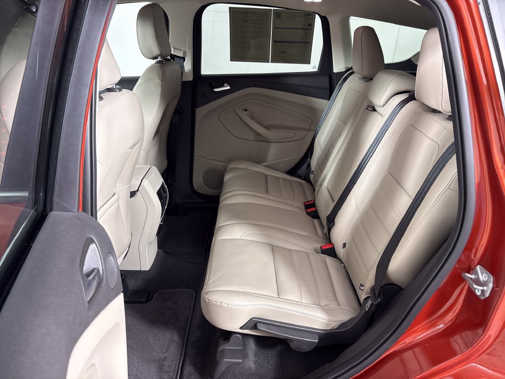 Certified 2019 Ford Escape Titanium FWD image 31