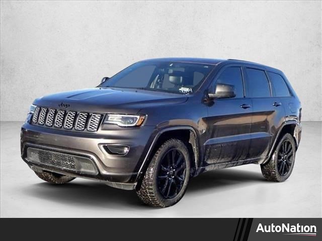 Used 2020 Jeep Grand Cherokee Altitude image 1