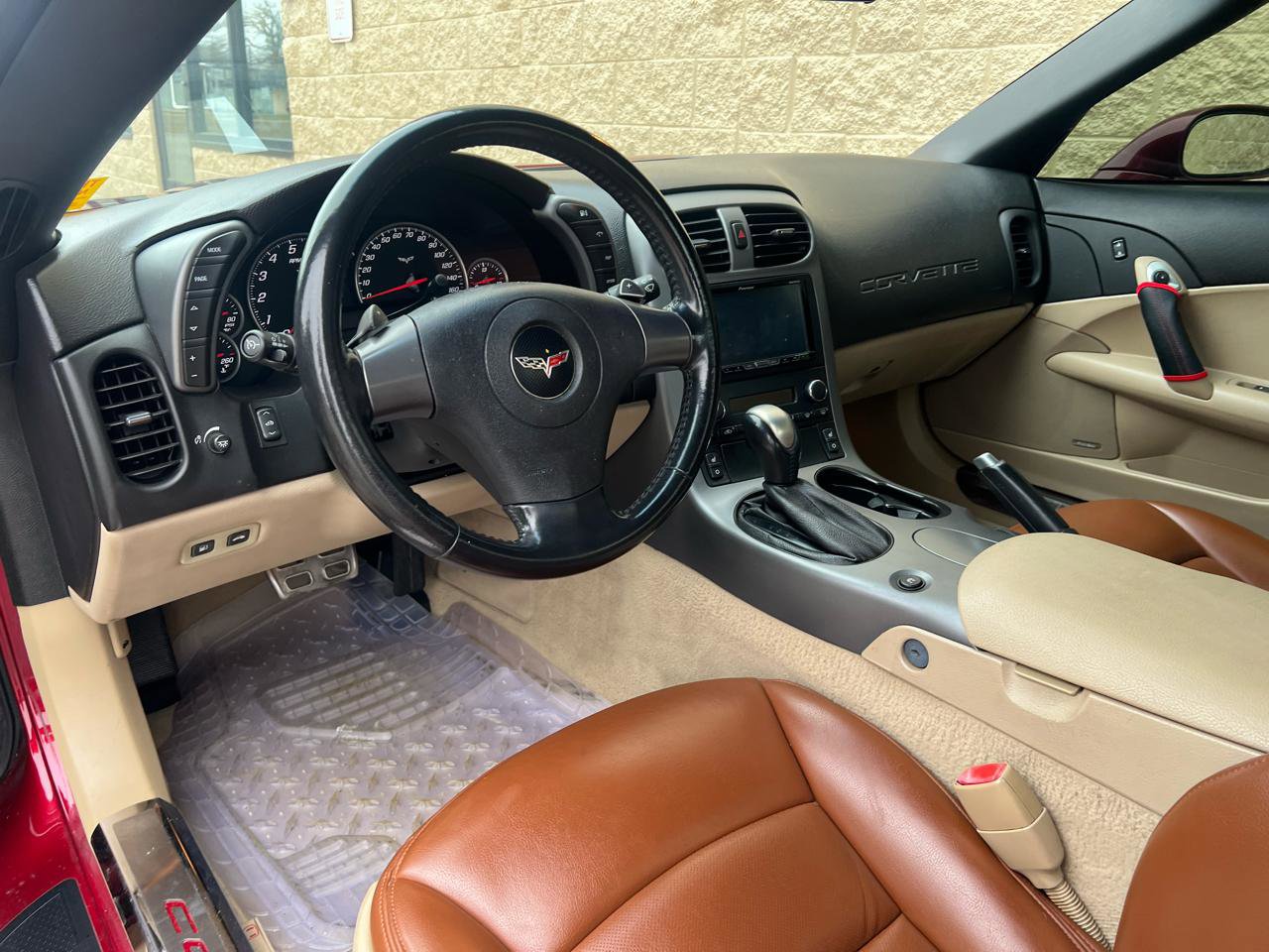 Used 2006 Chevrolet Corvette Convertible w/ Preferred Equipment Group image 3