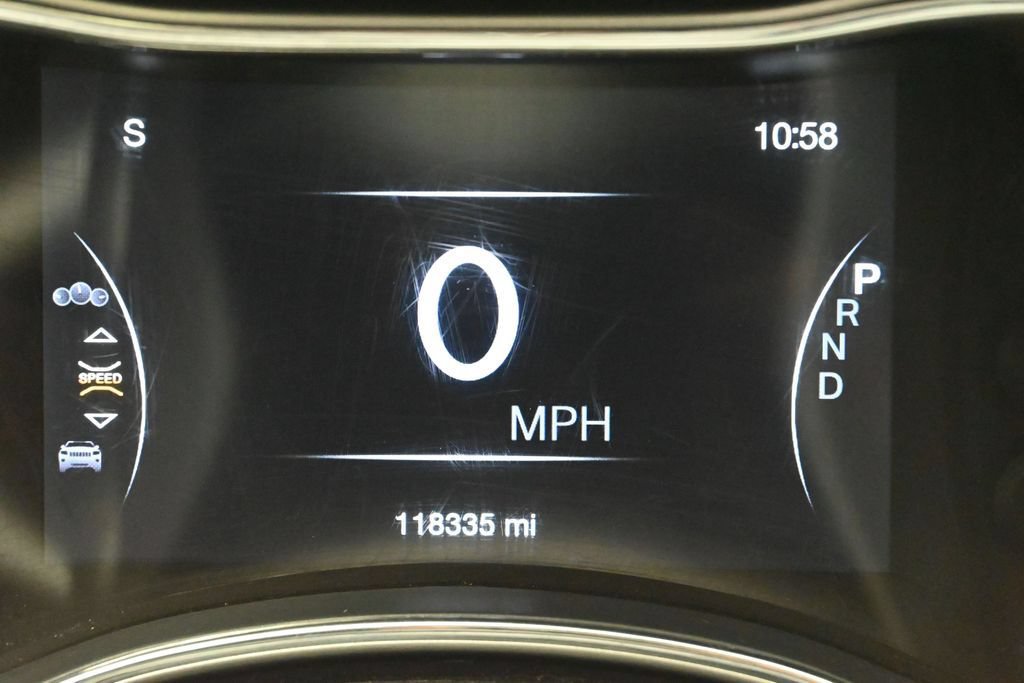 Used 2018 Jeep Grand Cherokee Trailhawk w/ Trailhawk Luxury Group AWD/4WD image 17