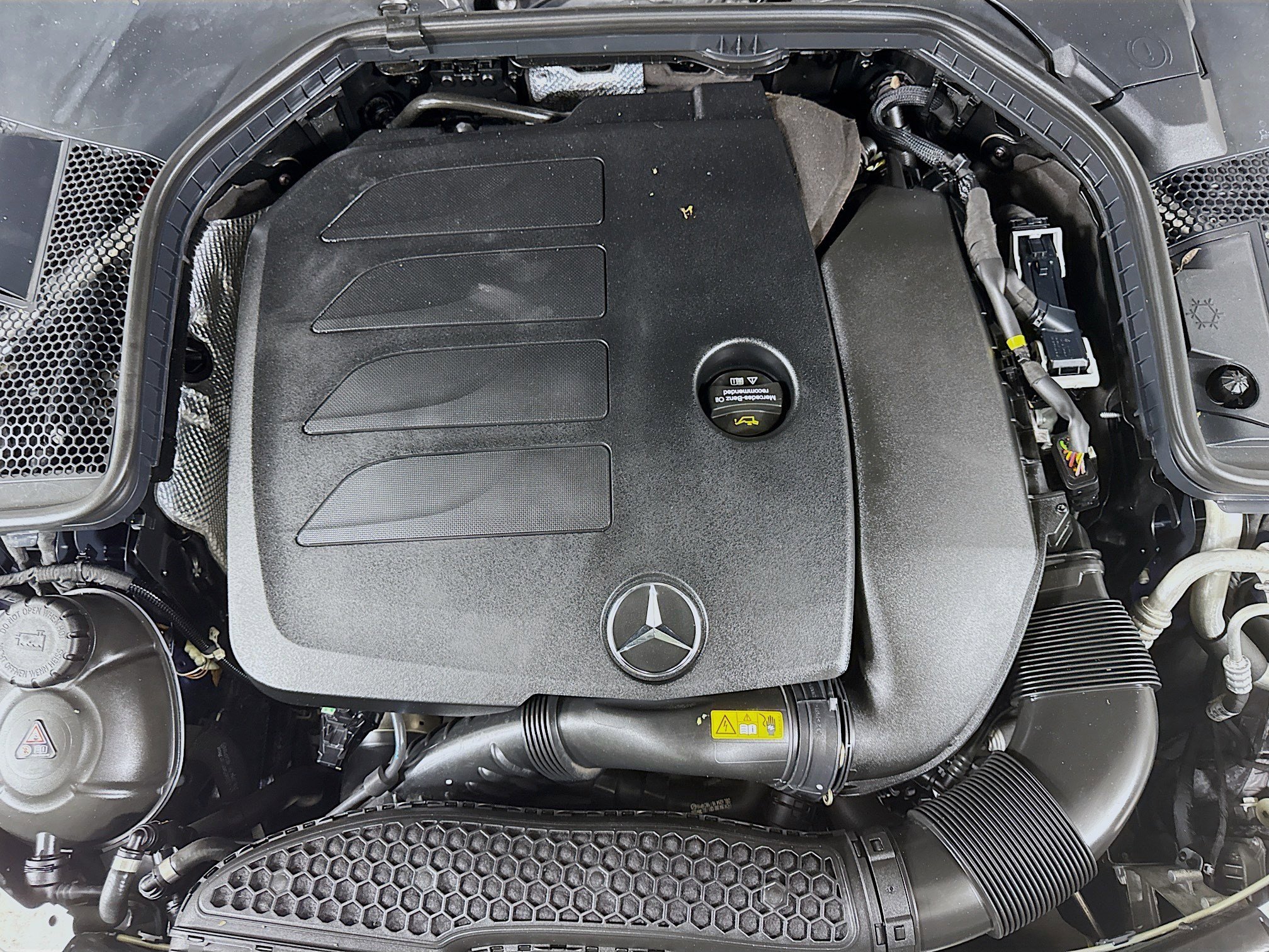 Used 2021 Mercedes-Benz C 300 Sedan w/ Premium Package image 39