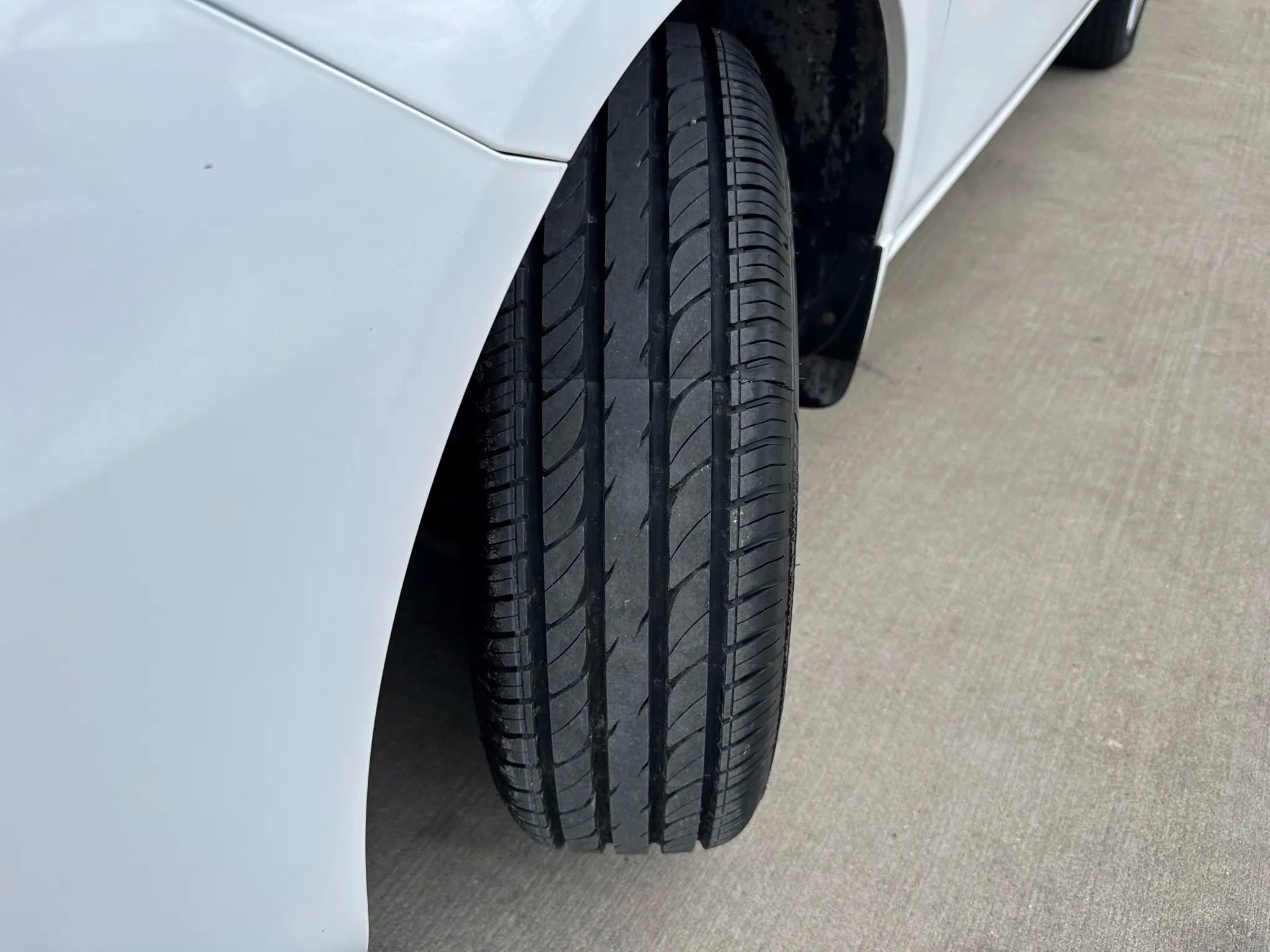 Used 2017 Nissan Versa S Plus image 20