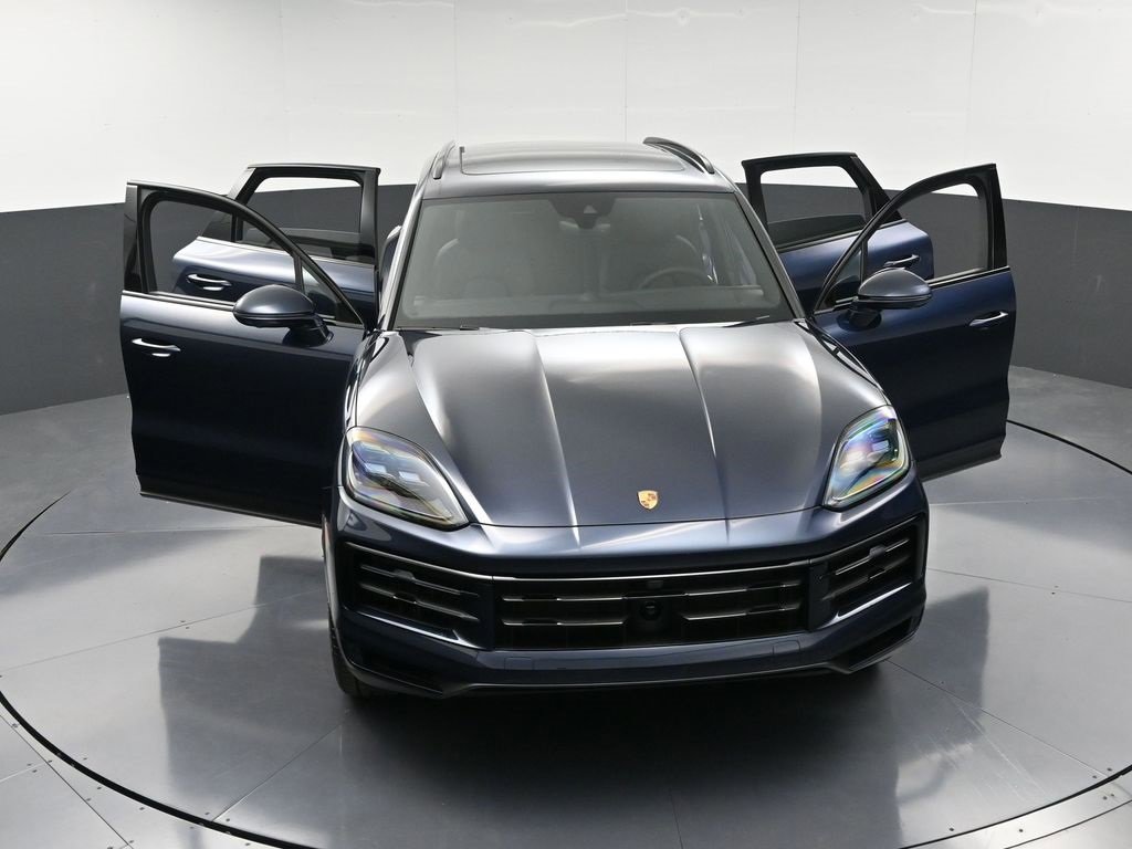 New 2026 Porsche Cayenne S image 33