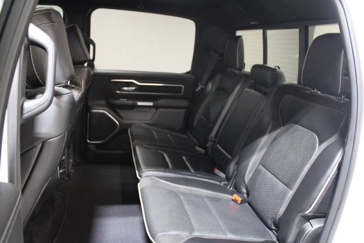 Used 2023 RAM 1500 Laramie AWD/4WD image 19