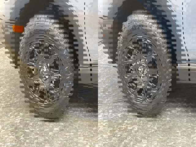 Used 2025 Ford Bronco Sport Badlands image 34