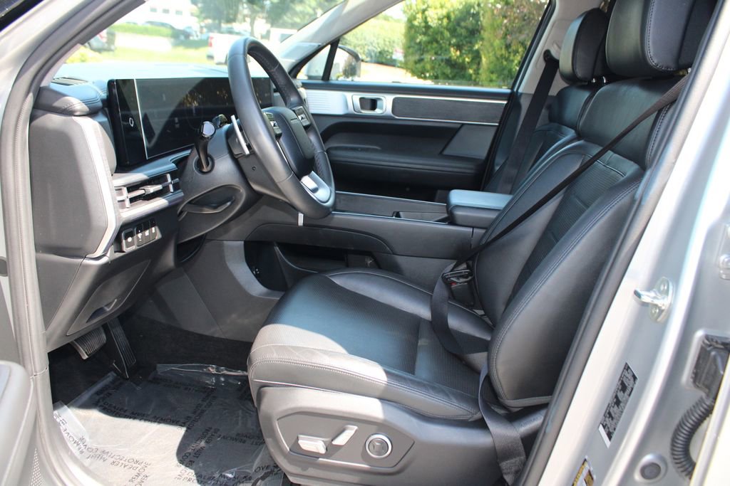 Used 2024 Hyundai Santa Fe Limited AWD/4WD image 11