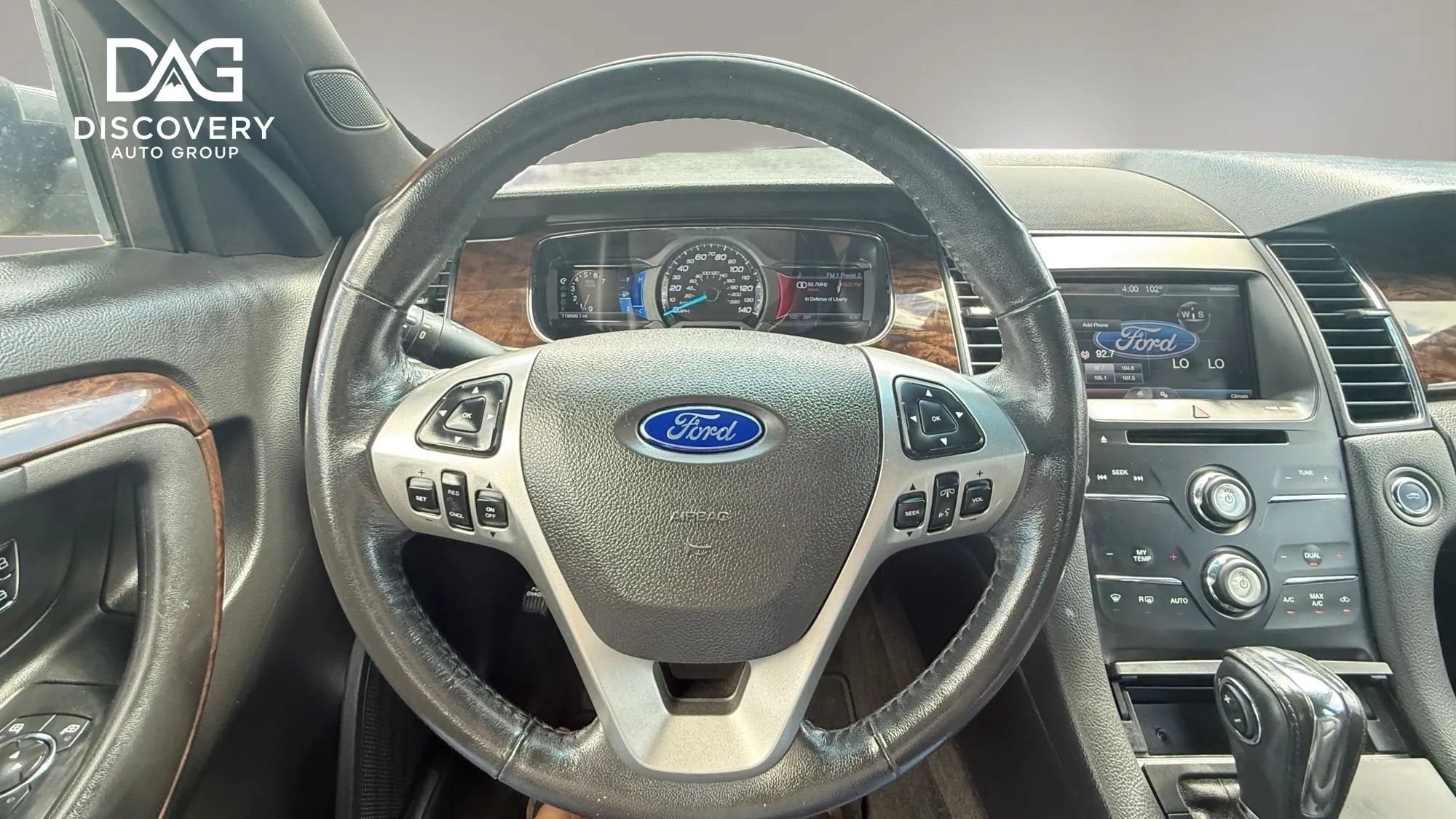 Used 2013 Ford Taurus Limited FWD image 12