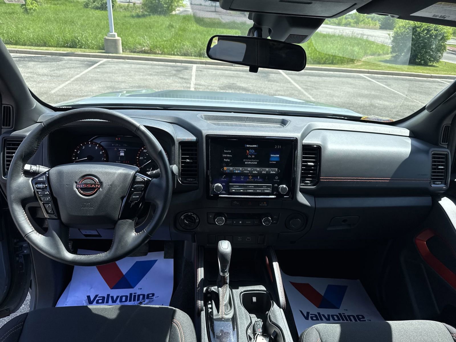Used 2023 Nissan Frontier PRO-4X w/ Tow Package AWD/4WD image 14